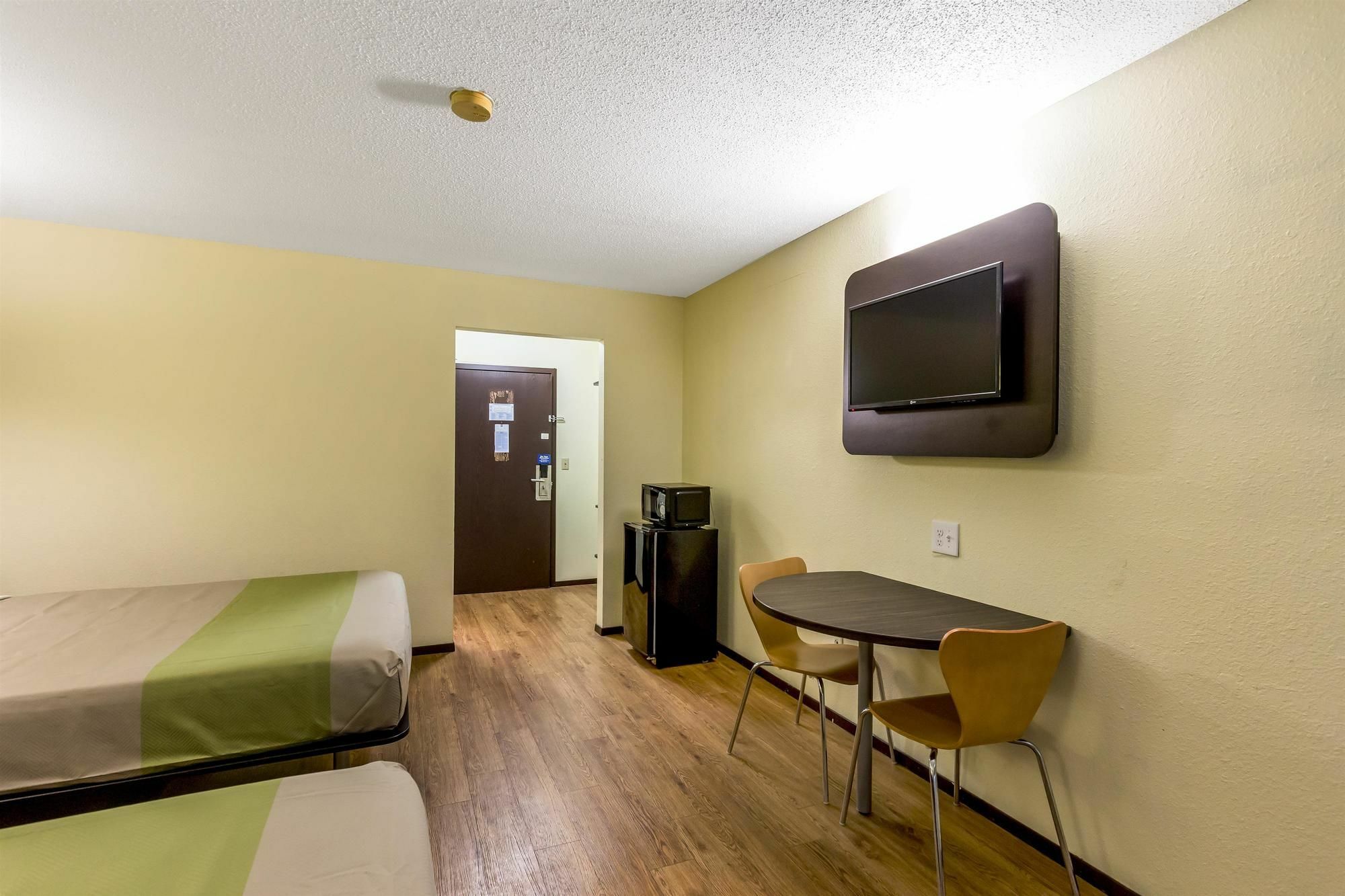 Motel 6-Troy, Il Bagian luar foto