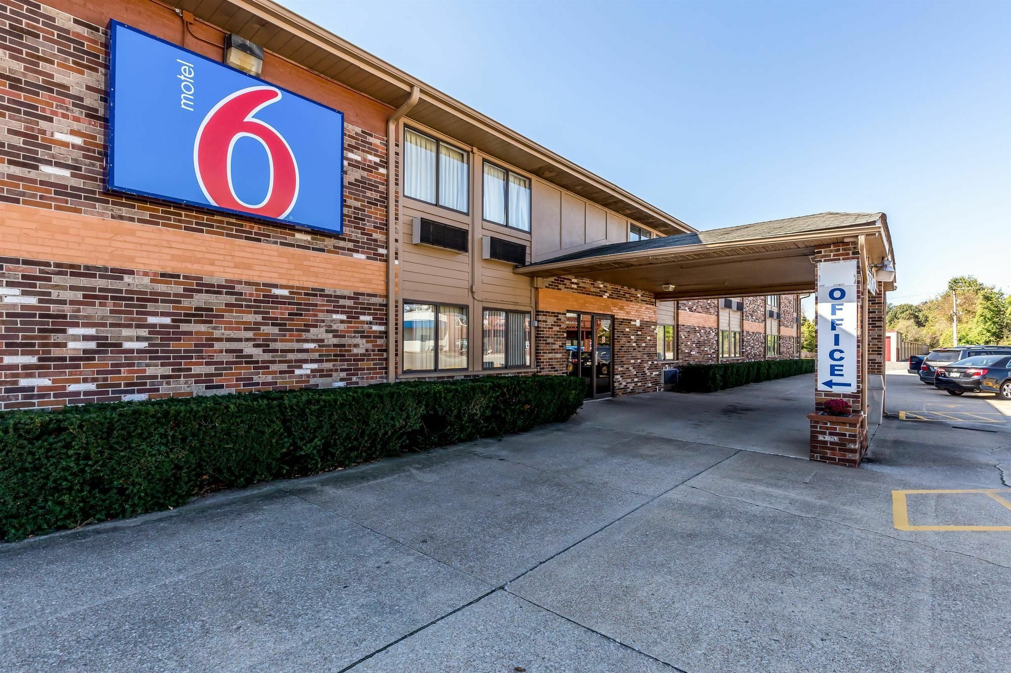 Motel 6-Troy, Il Bagian luar foto