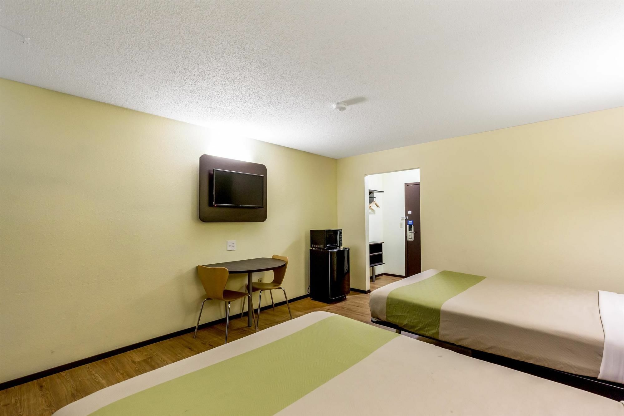 Motel 6-Troy, Il Bagian luar foto