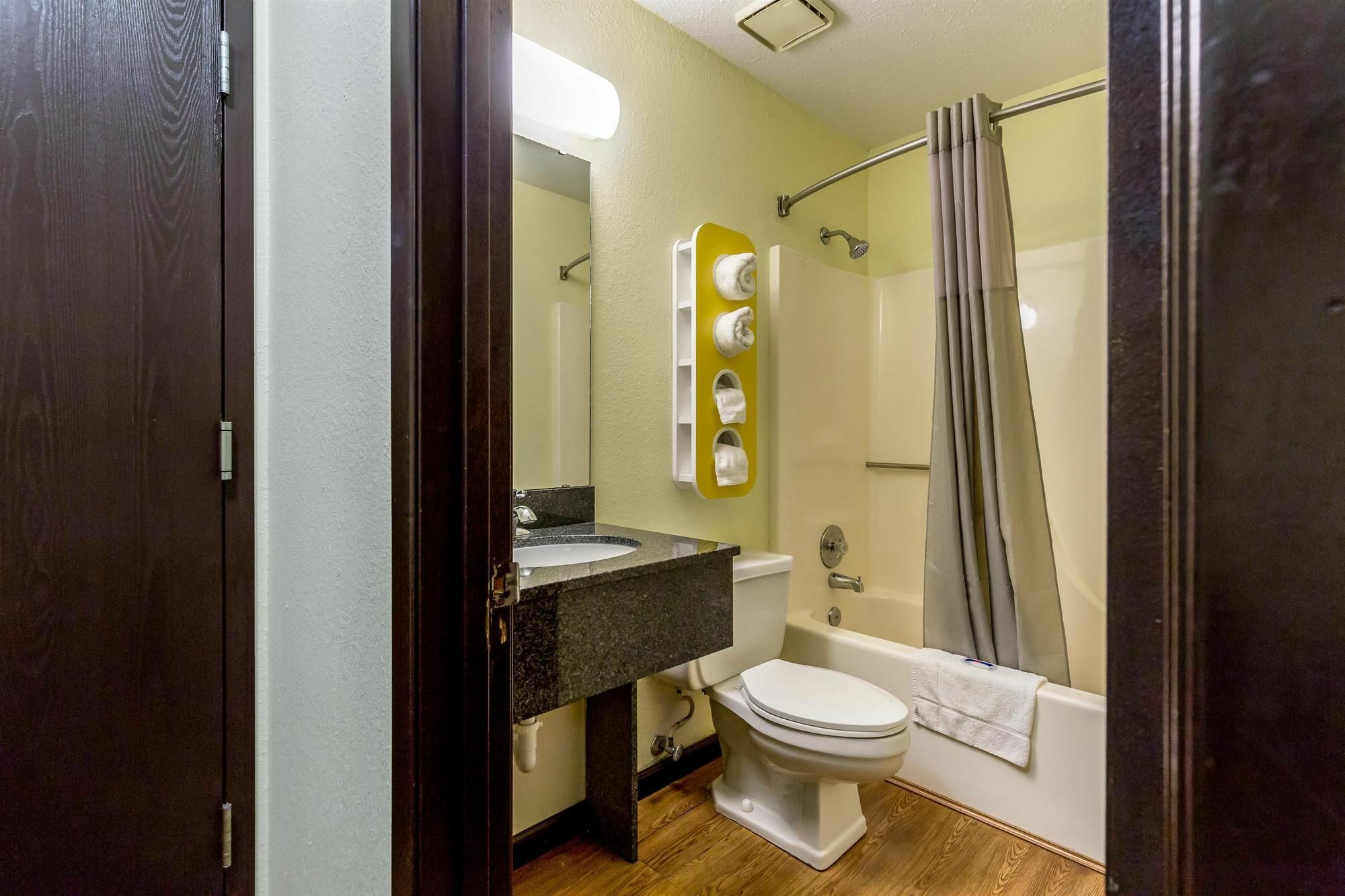 Motel 6-Troy, Il Bagian luar foto